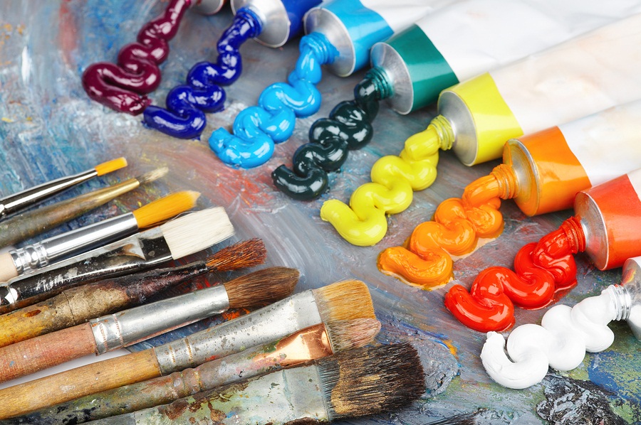 Top 4 Oil Painting Brushes for Artists